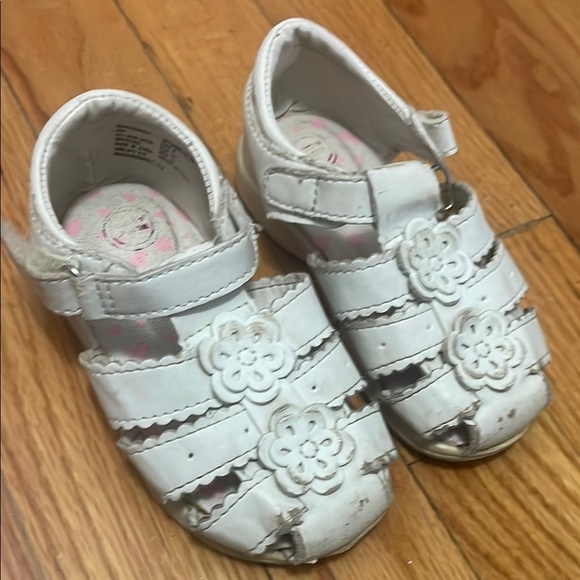 Pink and White Toddler Girl's Size 6 Shoes Bundle - Picture 5 of 8
